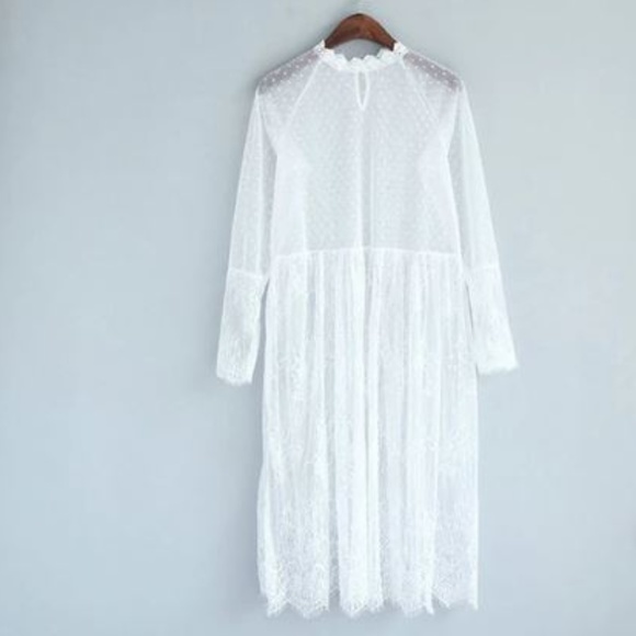 Intricate Lace Midi Dress, Beautiful & NEW - Picture 2 of 3